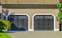 United Garage Doors Rowlett, TX 972-236-8251 United Garage Doors Rowlett, TX 972-236-8251